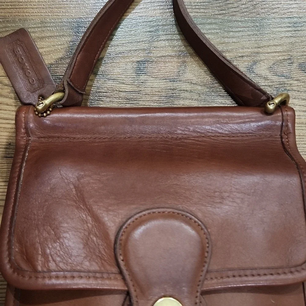 Vintage Coach Murphy Leather 9930 British Tan Long Strap Bonnie Brass Turnlock